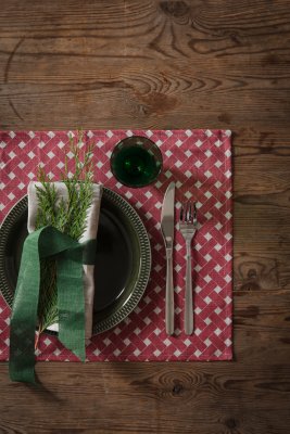 Korg placemat red 45x34cm