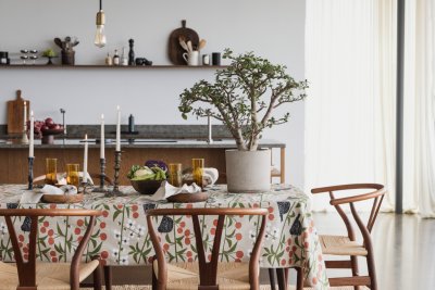 Körsbärsträdgården, table cloth, beige, 145x250cm