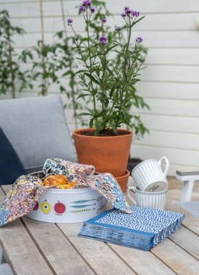 Botanic Garden, tea towel