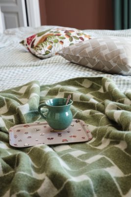 Korg, blanket, green offwhite