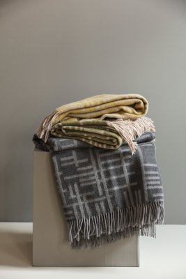 Almedahls Pickepin, blanket, moss green beige 101712-0036