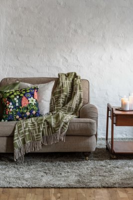 Almedahls Pickepin, blanket, moss green beige 101712-0036