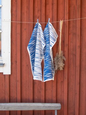 Mambo Tea towel Blue