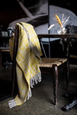 Pickepin, blanket, light olive