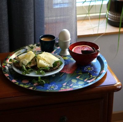 Skogen, tray, black green pink, 38cm