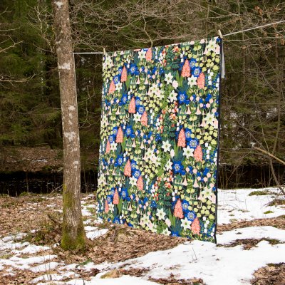 Skogen, fabric, black, green, pink, 150cm